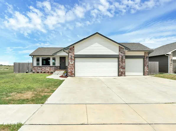 260 W Dusk Dr, Rose Hill, KS 67133