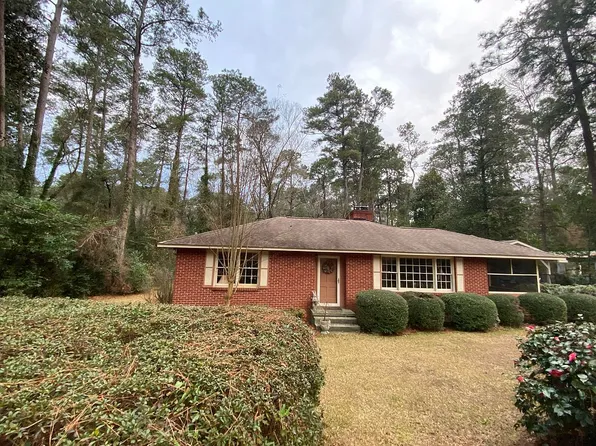 821 E Rollingwood Rd, Aiken, SC 29801