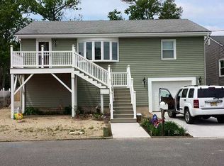 16 Pine Tree Rd, Toms River, NJ 08753