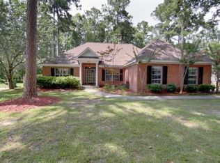 203 Charnie Dr, Thomasville, GA 31792