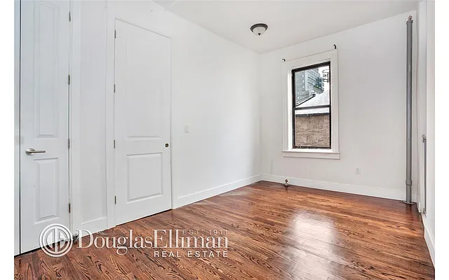 Rented by Douglas Elliman | media 47