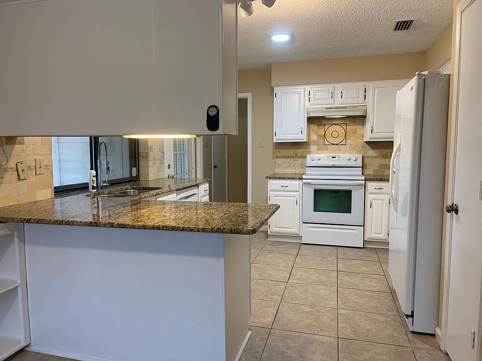 Kitchen view from the breakfast area