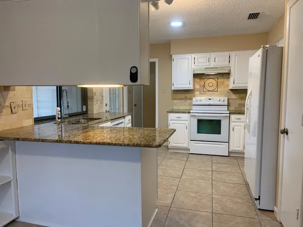 2501 Majestic Dr, Plano, TX 75074