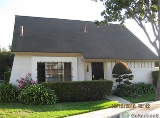 910 E 18th St, Santa Ana, CA 92706