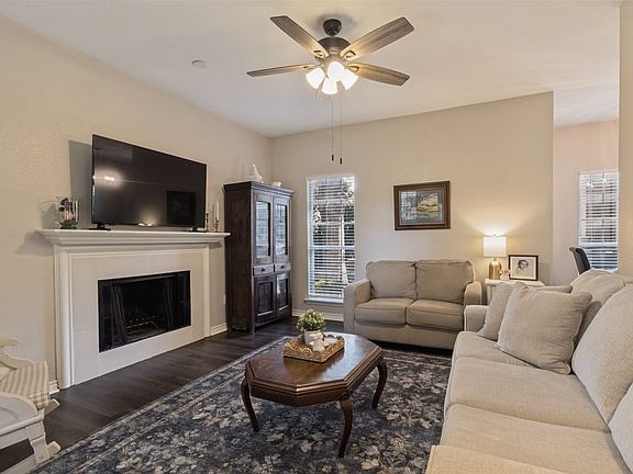 4th image of 8600 Coppertowne Ln APT 600