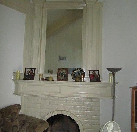 5th image of 1111 Evelyn Ln
