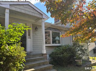 54 Steep Hill Rd, Southport, CT 06890