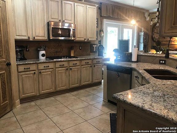 4th image of 3322 Brooktree Ct