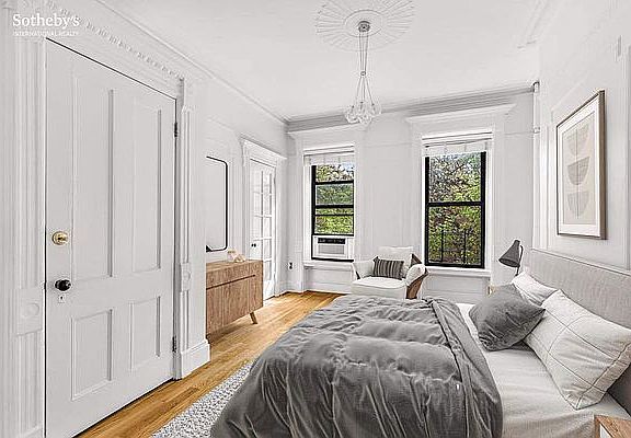 4th image of 521 11th St #2