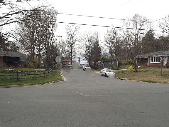 5th image of 11009 Fairchester Dr