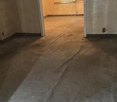 5th image of 2834 S Iseminger St