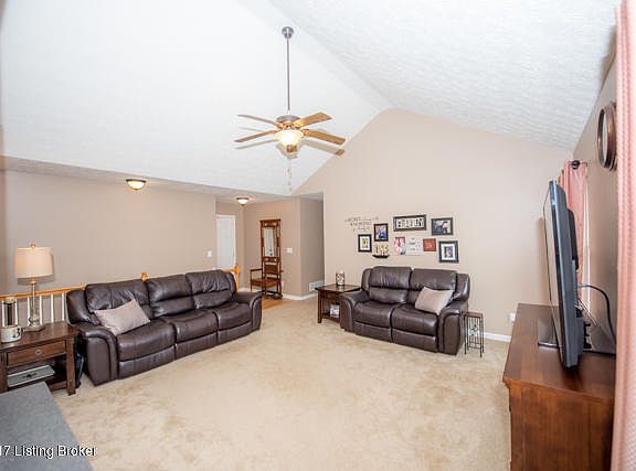5th image of 286 Crimson Creek Dr