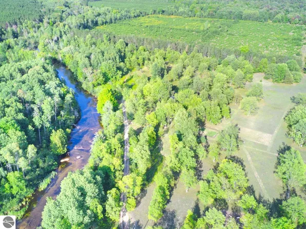 NULLB Wallin Rd, Thompsonville, MI 49683