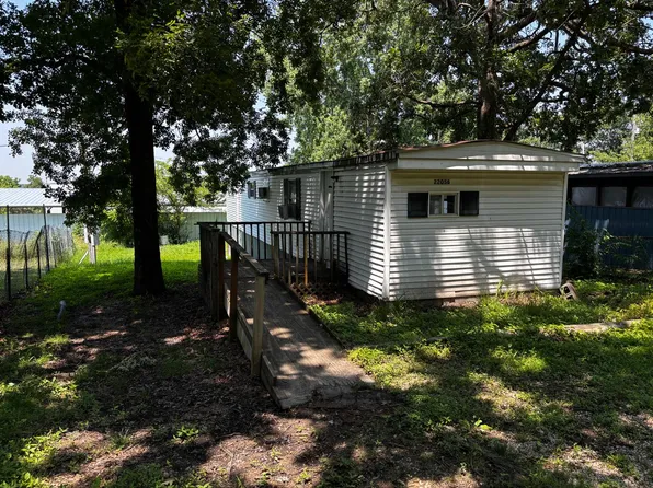 22056 Highway Mm, Lebanon, MO 65536