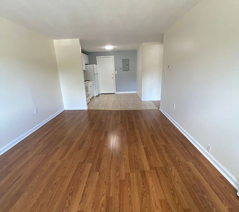 Willard Street Apartments offers the perfect location, with easy access