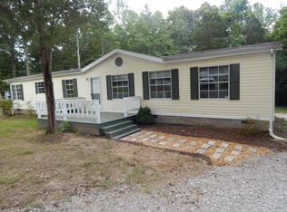 1030 Caps Rdg, Dickson, TN 37055