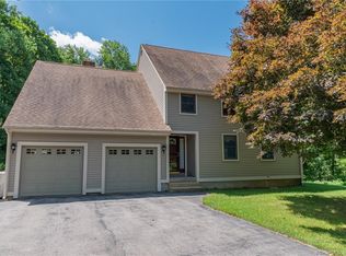 58 Oconnell Rd, Colchester, CT 06415