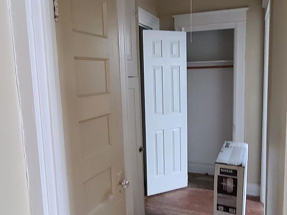 3rd image of 101 S Hamilton St #2