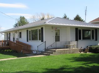 198 S Main St, Gays Mills, WI 54631