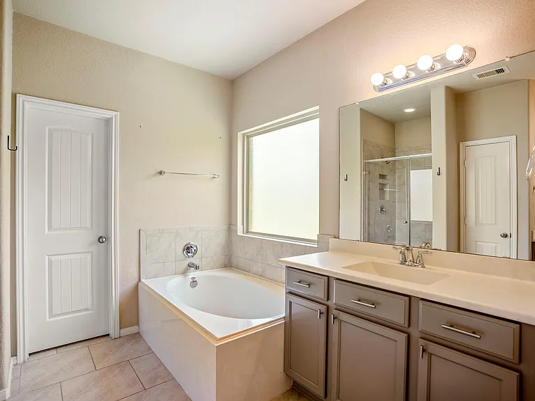5319 Claymore Meadow Ln — Photo 25