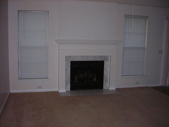 3rd image of 3027 Pennridge Pl