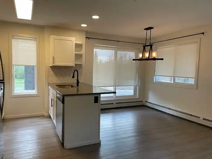 394 Windermere Rd NW #1A — Photo 5