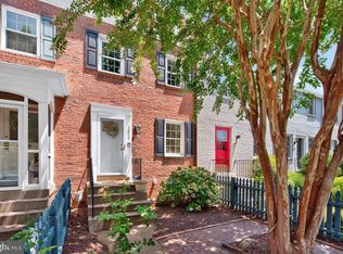 1217 Colonial Ave, Alexandria, VA 22314