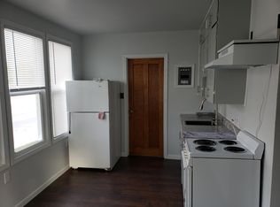 106 E 4th Ave #1, Milbank, SD 57252