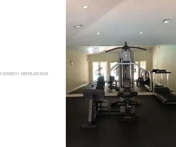 8215 SW 152nd Ave — Photo 4