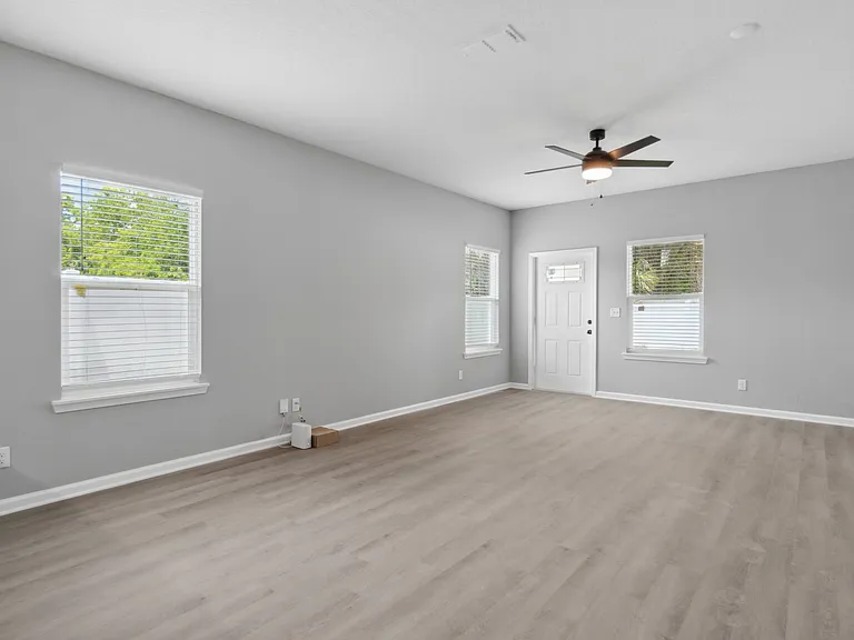 3229 Lenox Ave #1 — Photo 10