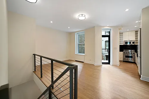 82 W 12th St #1B Photo 1 82 W 12th St #1B Photo 1