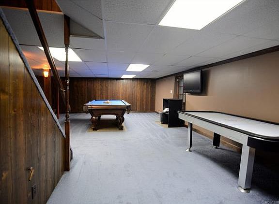 3rd image of 411 Florence Cir