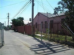 4th image of 1727 S Orange Ave