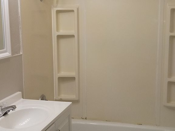 3rd image of 10601 Richmond Ave