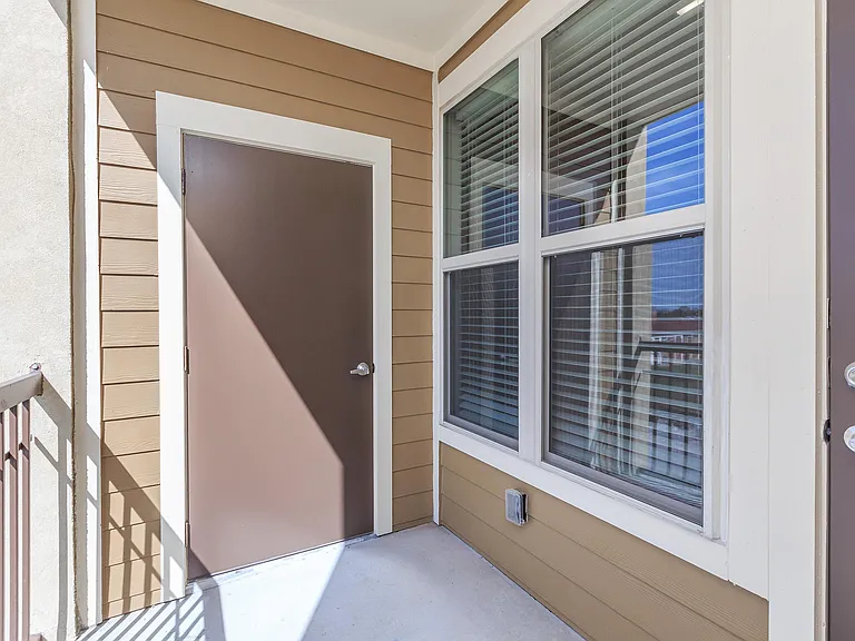 Midway Villas Apartments — Photo 46