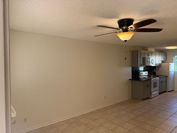 3rd image of 350 Aoloa St APT A128
