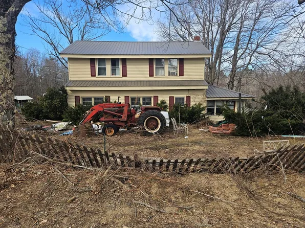 304 Currier Rd, Hill, NH 03243