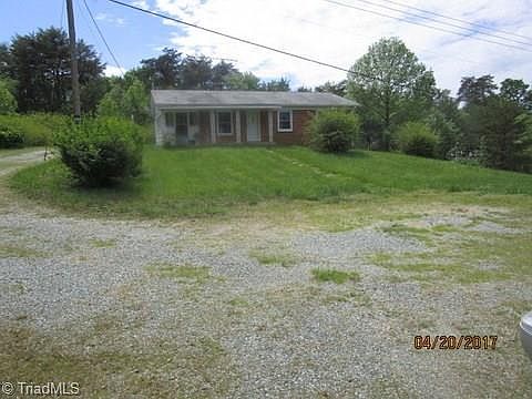 2nd image of 523 Cobb Rd
