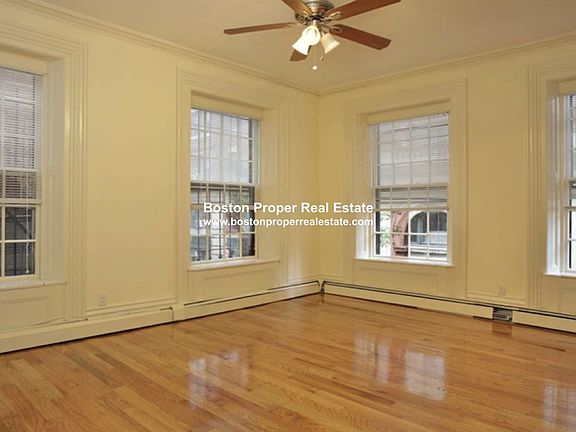 24 Joy St. #4 Boston - Beacon Hill Unit Photo 3