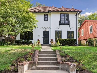 2907 E Minnehaha Pkwy, Minneapolis, MN, 55417