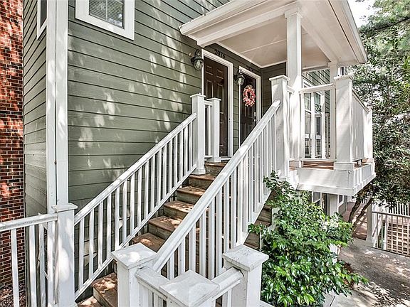 2nd image of 2076 River Heights Walk SE