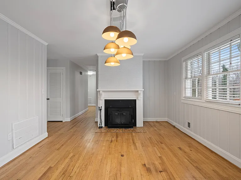 11 Howell Rd — Photo 9