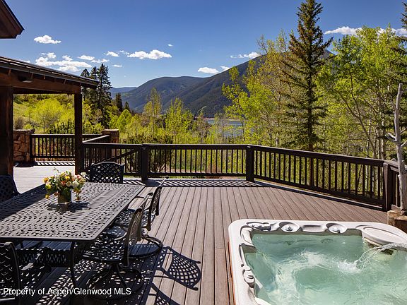 4th image of 294 Ruedi Creek Rd