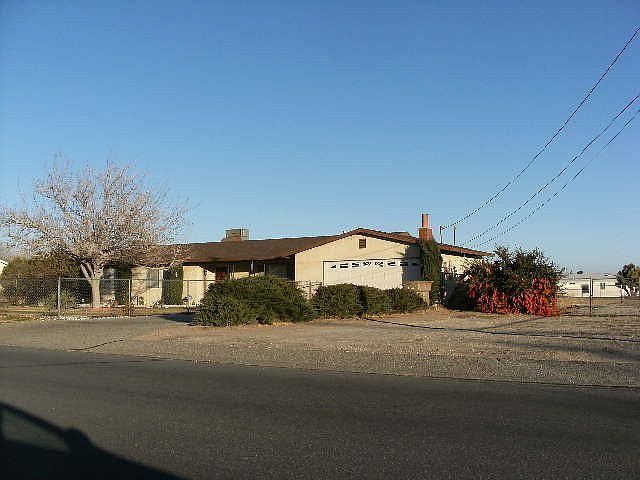 1st image of 15860 Mesquite Ave