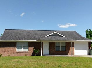 703 Ashwood Dr, Hinesville, GA 31313