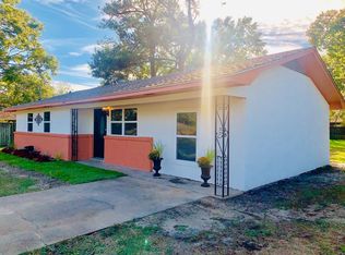 302 Mincheck Rd, Ocean Springs, MS 39564