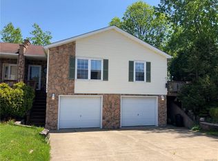 4782 E Highland Pkwy, Blasdell, NY 14219