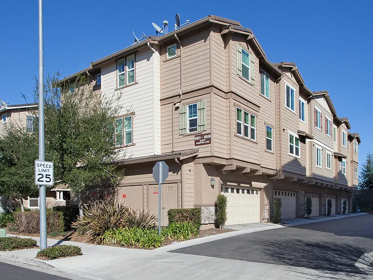 6653 S Mariposa Ln — Photo 19