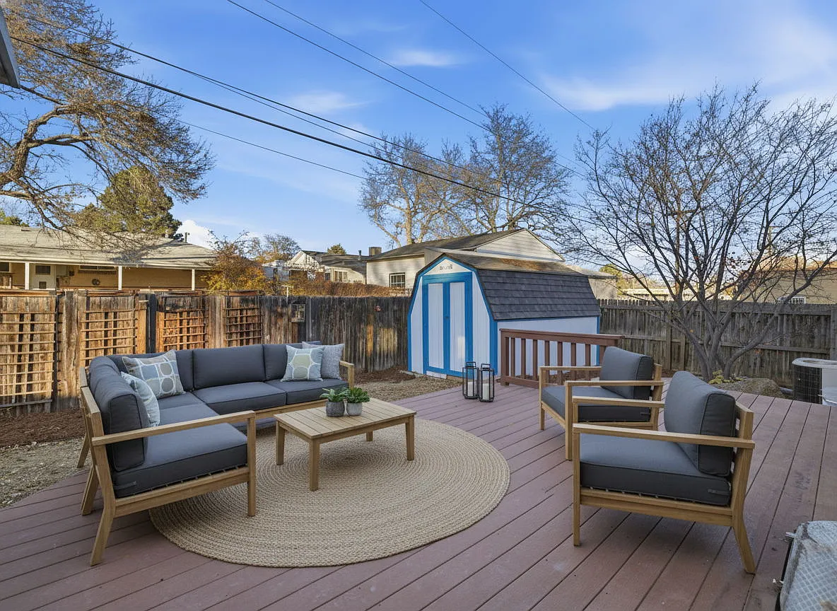 4 bed, 1400 sqft, $900 — Photo 3