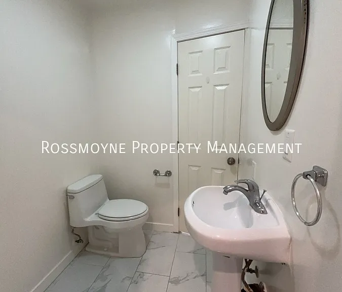 1023 Virginia Pl — Photo 10